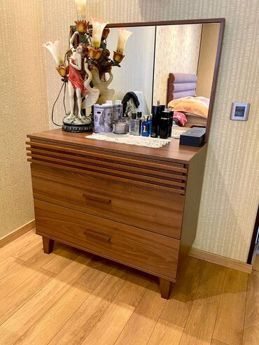 Köhnə tikili: Bakı, 3 otaqlı, Köhnə tikili, m. Nizami, 95 kv. m — 12