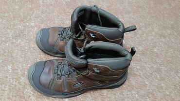 ботинки мужски: Фирменный походные ботинки Фирмы( KEEN) HEEL LOCK LUFTCORE