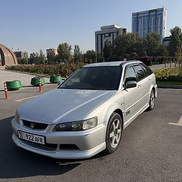 124 2 2: Honda Accord: 2000 г., 2.3 л, Автомат, Бензин, Универсал — 3