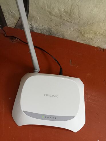 wifi 4g: TP-link Wifi Modem yaxşı işlək vəziyyətdədir, az işlənib. Nizami