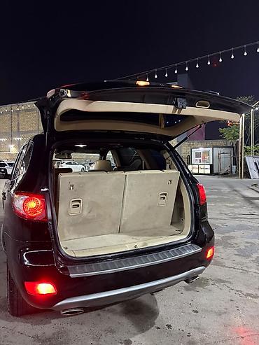 099 fara: Hyundai Santa Fe, qara rəng, benzinli SUV. Texniki və dizayn — 7