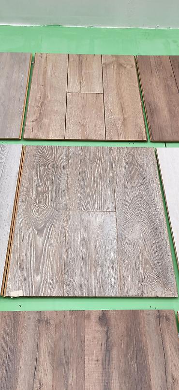 laminant: Laminat döşəmə panelləri – müxtəlif odun teksturalı dizaynlar - Rəng — 1