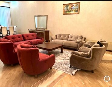 Ofislər: Nərimanov rayonu, “Məmməd Araz (köhnə Teymur Əliyev küçəsi)”, “Avropa — 4