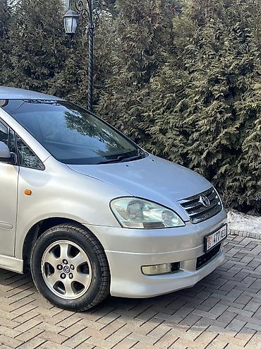 Toyota: Toyota Ipsum: 2003 г., 2.4 л, Автомат, Бензин, Минивэн — 3