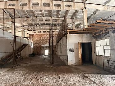Сдаются в аренду сухие складские помещения площадью 155м², 450м²
