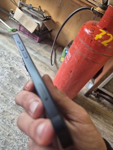 Apple iPhone: IPhone 13, 128 GB, Qara, Face ID — 6