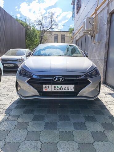 стоп камаз: Hyundai Avante: 2019 г., 1.6 л, Автомат, Газ, Седан
