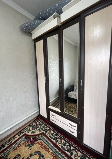 раковина с тумбой и зеркалом в ванную бишкек: Купе шкаф, Колдонулган, Күзгүсү менен, ЛДСП