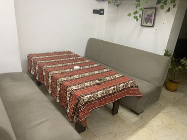 Digər restoran, kafe avadanlığı: Hazir abyekt ici satilir. 12. Divan 6. Stol. Tek divan stollara — 2