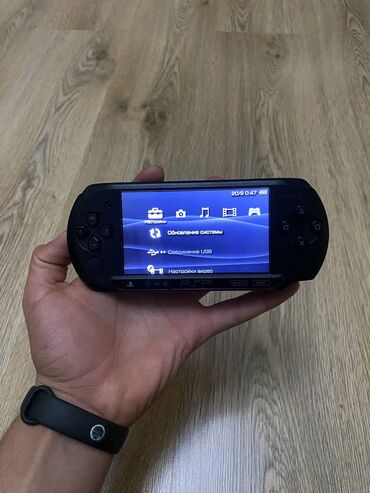 сколько стоит playstation 4: PSP(PlayStationPortable) E1000 Состояние отличное, аккумулятор, экран