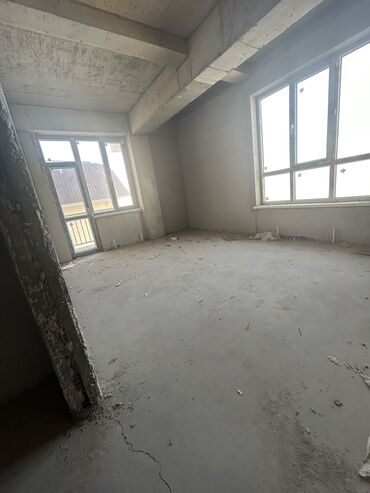 3 комнатная квартира долгосрочно: 3 комнаты, 95 м², Элитка, 6 этаж, ПСО (под самоотделку)