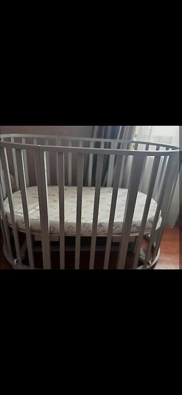 комод в спальню: Oval formalı uşaq beşiyi - Dizayn: Oval/yuvarlaq kənarlı çərçivə, sıx — 1