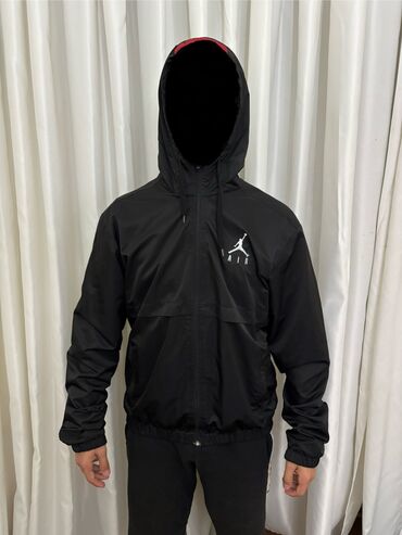 Kurtkalar: Kurtka, Vetrovka, Payız, Nike, M (EU 38) lalafo.az -da Kurtkalar: Kurtka, Vetrovka, Payız, Nike, M (EU 38)