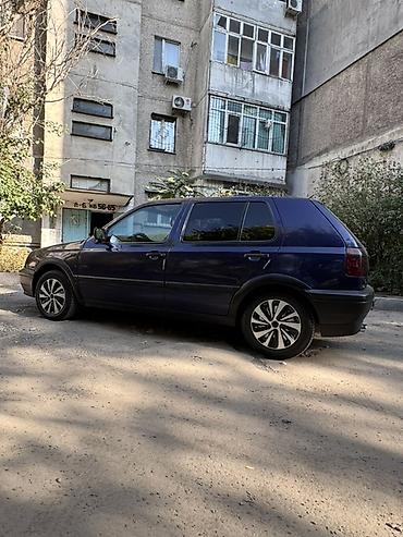Volkswagen: Volkswagen Golf: 1994 г., 1.6 л, Механика, Бензин, Хэтчбэк — 4