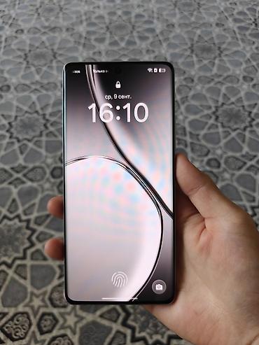 g box: Realme GT Neo 6 SE, Б/у, 256 ГБ, цвет - Белый, 2 SIM — 2