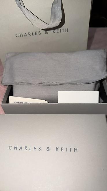 pull and bear: Klatç, Charles & Keith, İşlənmiş — 6