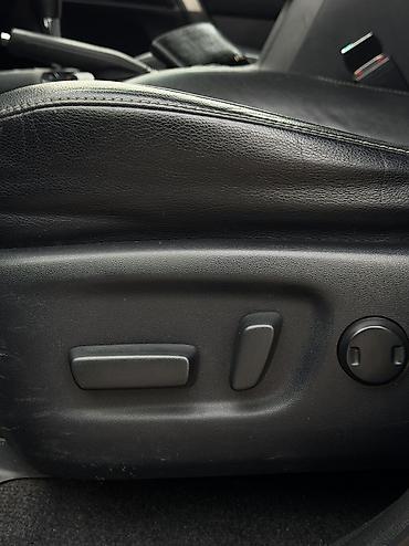 Toyota: Toyota RAV4: 2016 г., 2.5 л, Гибрид, Кроссовер — 13