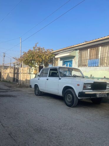 VAZ (LADA): VAZ (LADA) 2107: 1.7 l | 2005 il 484848 km Sedan — 4