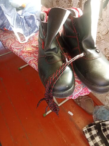 экскаваторы на радиоуправлении: İşçi ayaqqabısı – NMS brendi - Model: NMS təhlükəsizlik botları - at lalafo.az экскаваторы на радиоуправлении: İşçi ayaqqabısı – NMS brendi - Model: NMS təhlükəsizlik botları -