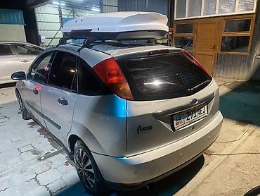 205 45 17: Ford Focus: 2001 г., Автомат, Бензин, Хэтчбэк — 4