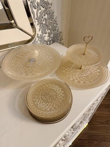 Tort və şiriniyyat qabları: Tort və şiriniyyat qabı, rəng - Bej — 4