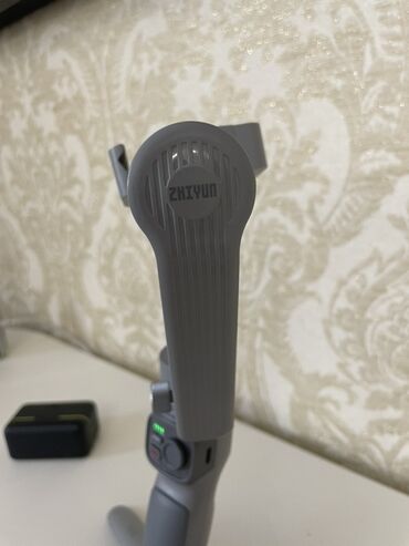 Другие аксессуары для фото/видео: Смартфонный стабилизатор ZHIYUN Smooth-Q3 с мини-штативом - 3-осевая — 3