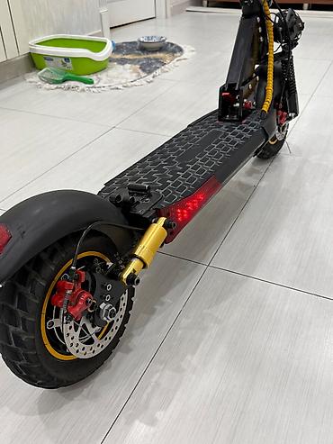 elektrikli scooter toba: - Kugo m4, 500 sm3, 2024 il, 3800 km — 4
