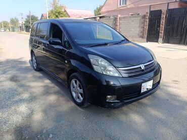 срочно продаю машину бишкек: Toyota Isis: 2005 г., 1.8 л, Типтроник, Бензин, Минивэн