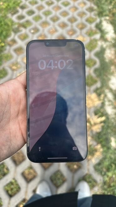 Apple iPhone: IPhone 13, Qara, Face ID