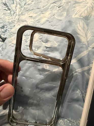 pulsuz uce: 2 ədəd iPhone 17 Pro Max kabı – 15 AZN 🔹 1-ci kab: Tünd göy rəngdə — 3