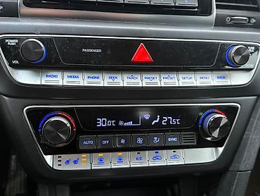 Hyundai: Hyundai Sonata: 2019 г., 2 л, Автомат, Газ, Седан — 5