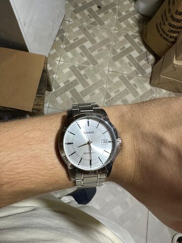 Организация мероприятий: Orginal casio saat. Trendyoldan alınıb, pula ehtiyac olduğu üçün