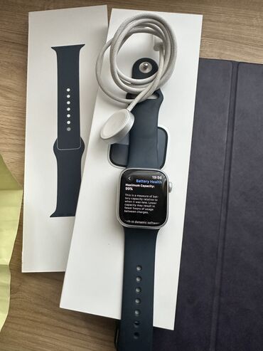 apple watch в рассрочку: Apple Watch series 9, 41 mm. Идеал, носились по минимуму. 99% батареи