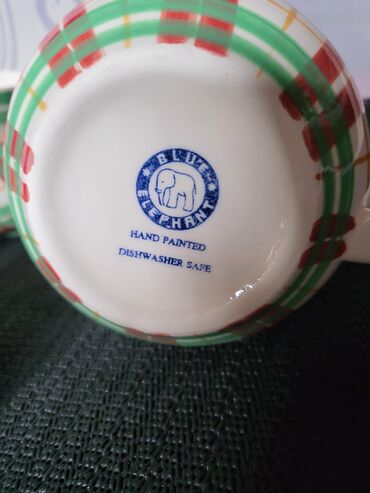 Kuhinjski setovi: Servis nov za kafe,caj,poslastice rucno oslikan 80te.Blue Elephant na lalafo.rs — 18 Kuhinjski setovi: Servis nov za kafe,caj,poslastice rucno oslikan 80te.Blue Elephant — 18