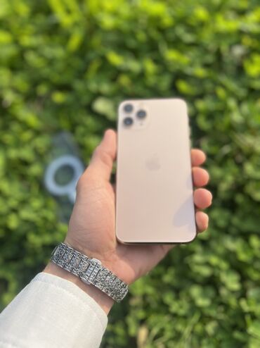 Apple iPhone: IPhone 11 Pro Max, 256 GB — 8