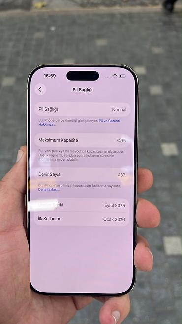 smart mini telefon: IPhone 16 Pro, Qızılı, Face ID — 1