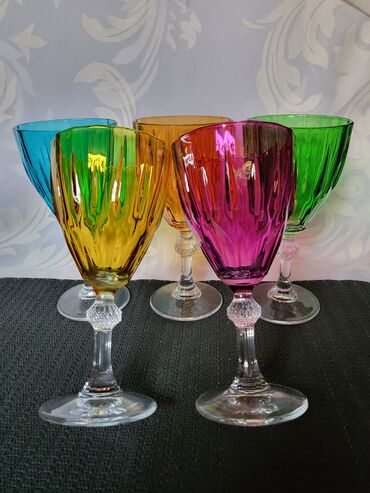 Čaše: Case diamond za vino. Case nove,fabricka boja stakla,sve na njima — 8