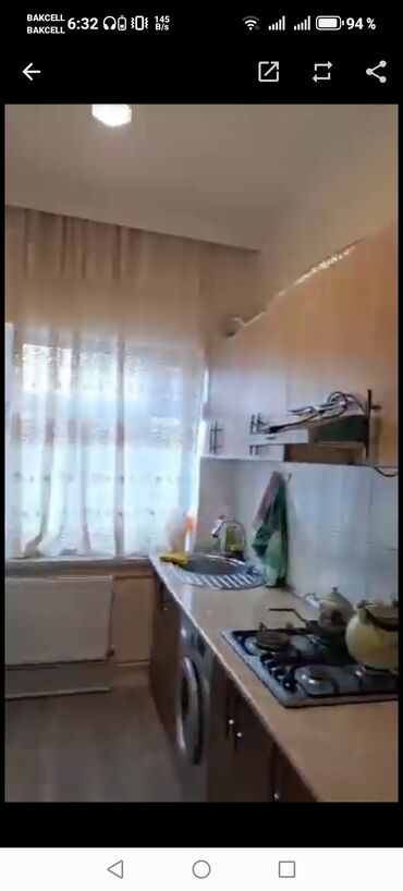 Mənzil alıram: Nizami metrosun yaxınlıqı uşaq poliknikasin yani 5/2 mertebesi 2