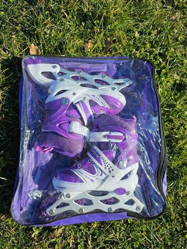 Ostale dečije stvari: Roleri Podesivi brojevi, silikonski- svetleci tockovi Od broja 29-43 na lalafo.rs — 1 Ostale dečije stvari: Roleri Podesivi brojevi, silikonski- svetleci tockovi Od broja 29-43 — 1