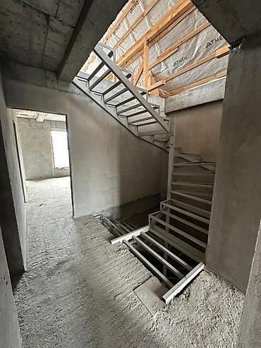 Продажа таунхаусов: 5 и более комнат, 245 м², 3 соток, Электричество, Канализация, Холодная вода — 6