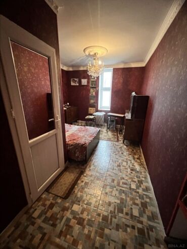 Köhnə tikili: Şimali Qres qəsəbəsində 2 mərtəbəli binanın 1 mərtəbəsində 2 otaqlı 3 — 10