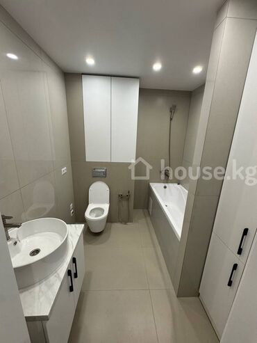 манас квартиры: 3 комнаты, 158 м², Элитка, 2 этаж