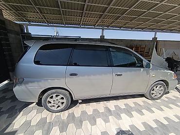 voxy noah: Toyota Gaia: 2003 г., 2 л, Автомат, Бензин, Минивэн — 4
