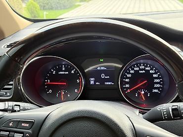 Kia: Kia Carnival: 2019 г., 2.2 л, Дизель, Минивэн — 9