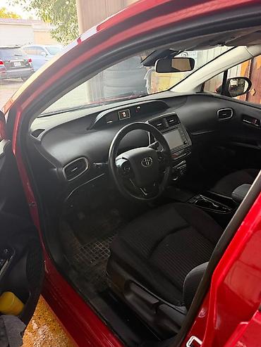 prius 2019: Toyota Prius: 2020 г., 1.8 л, Робот, Гибрид, Хэтчбэк — 4