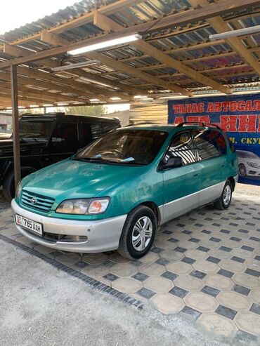дверные карты пассат: Toyota Ipsum: 1996 г., 2 л, Автомат, Бензин, Вэн/Минивэн