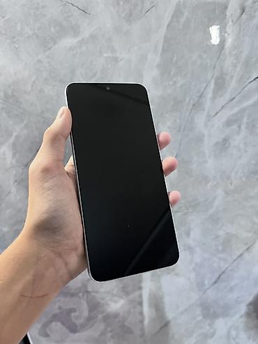 оперативка 32: Samsung Galaxy A35 5G, Б/у, 128 ГБ, цвет - Белый, 1 SIM — 3