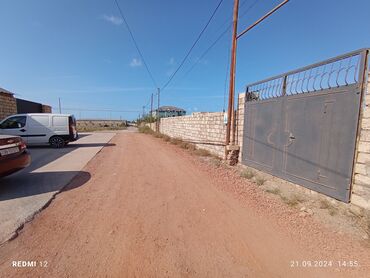 Kirayə torpaq sahələri: 4 sot Qaz, İşıq, Su — 3