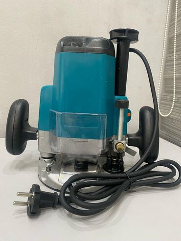 Кромочные обер фрезеры: Обер фрезер большой, макита цанга 6 мм,6мм 12 мм Полный комплект — 7