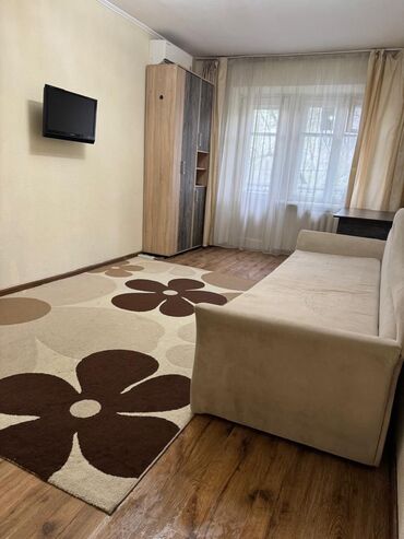 абсолют агентство недвижимости бишкек: 1 комната, 33 м², Индивидуалка, 3 этаж, Евроремонт